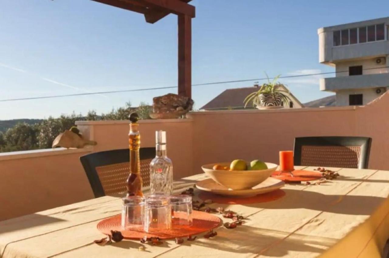 Apartments Villa Golden View Trogir Exterior foto